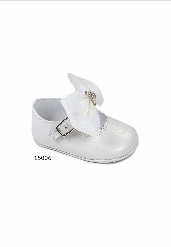 Tinny Shoes White soft sole shoe