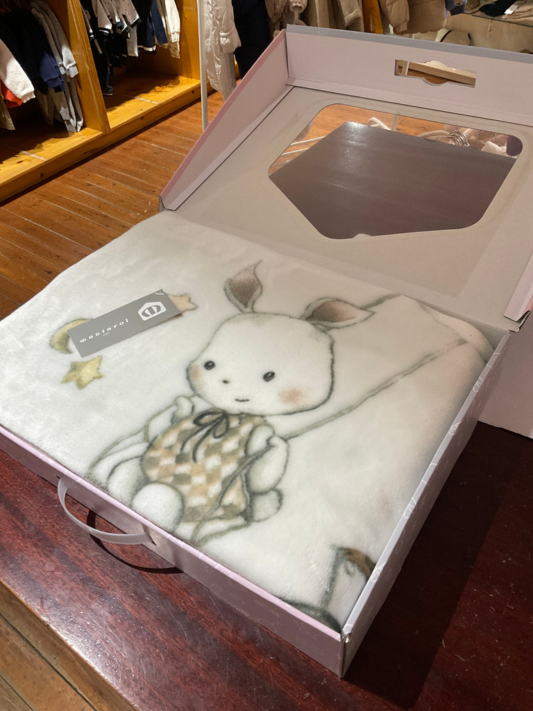 Manterol Cream Blanket Cot Size