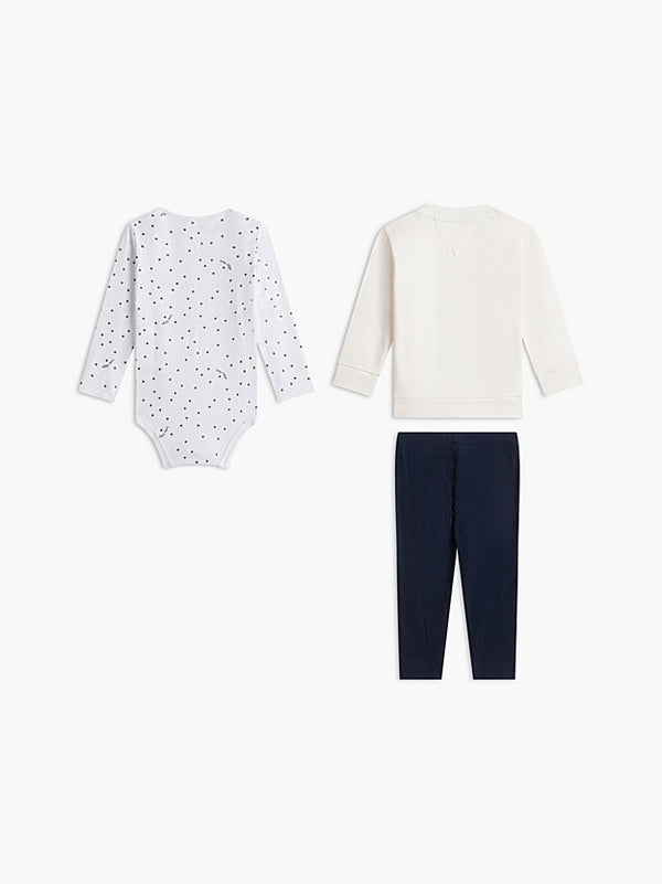 Tommy Hilfiger essential three piece outfit gift box