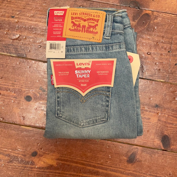 Levi’s skinny taper