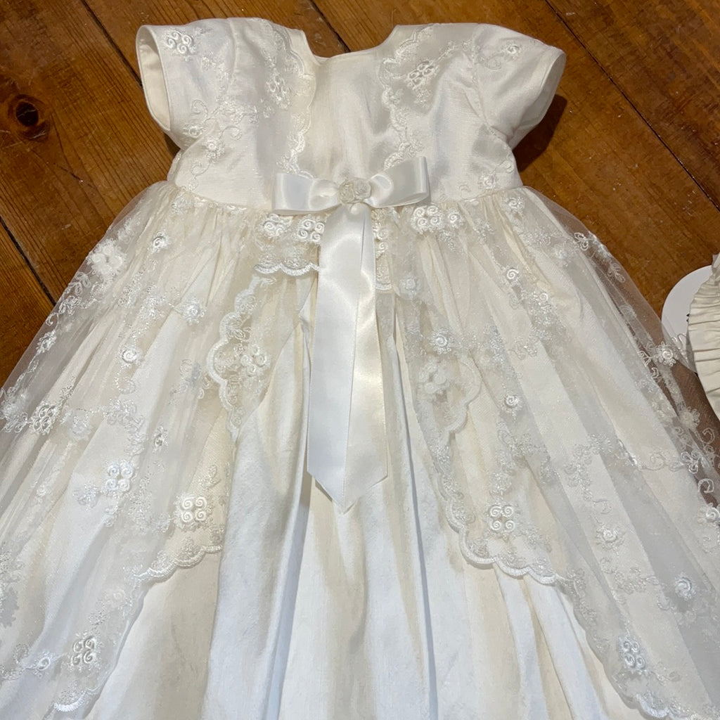Sarah Louise Christening Gown – Layla's Boutique