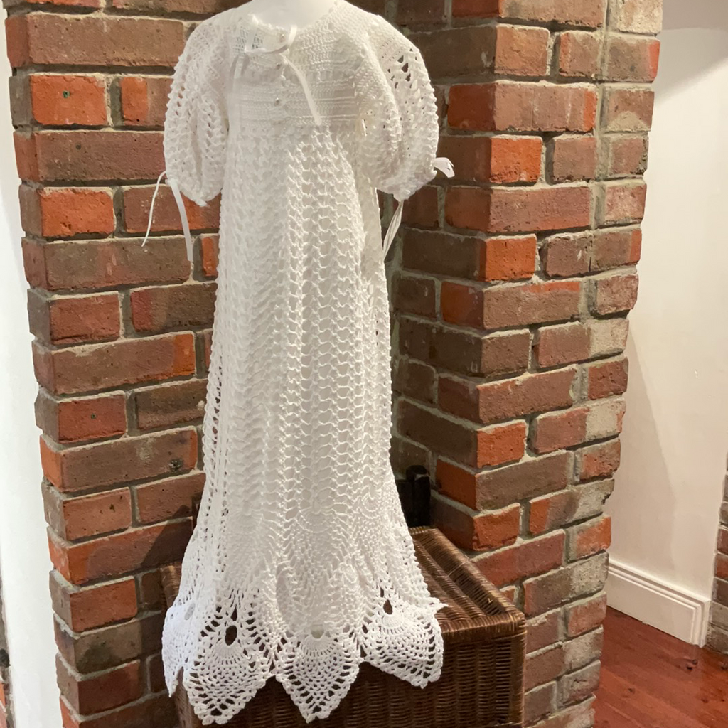 Sew Can Do: Making a baptism gown for under $15 - REALLY!